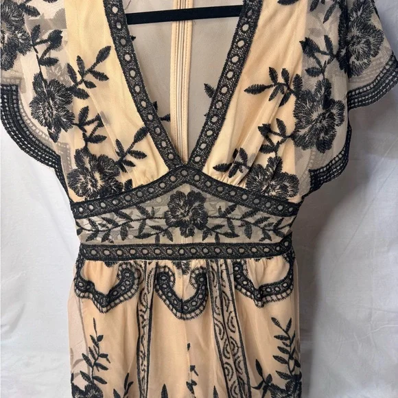 Honey Belle Cream and Black Lace Detail skort set one piece size small - Picture 2 of 6